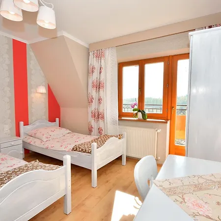 Проживание в семье Patryk *