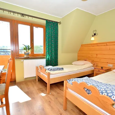 Проживание в семье Patryk *