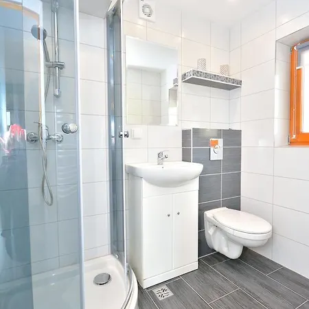 Patryk Homestay